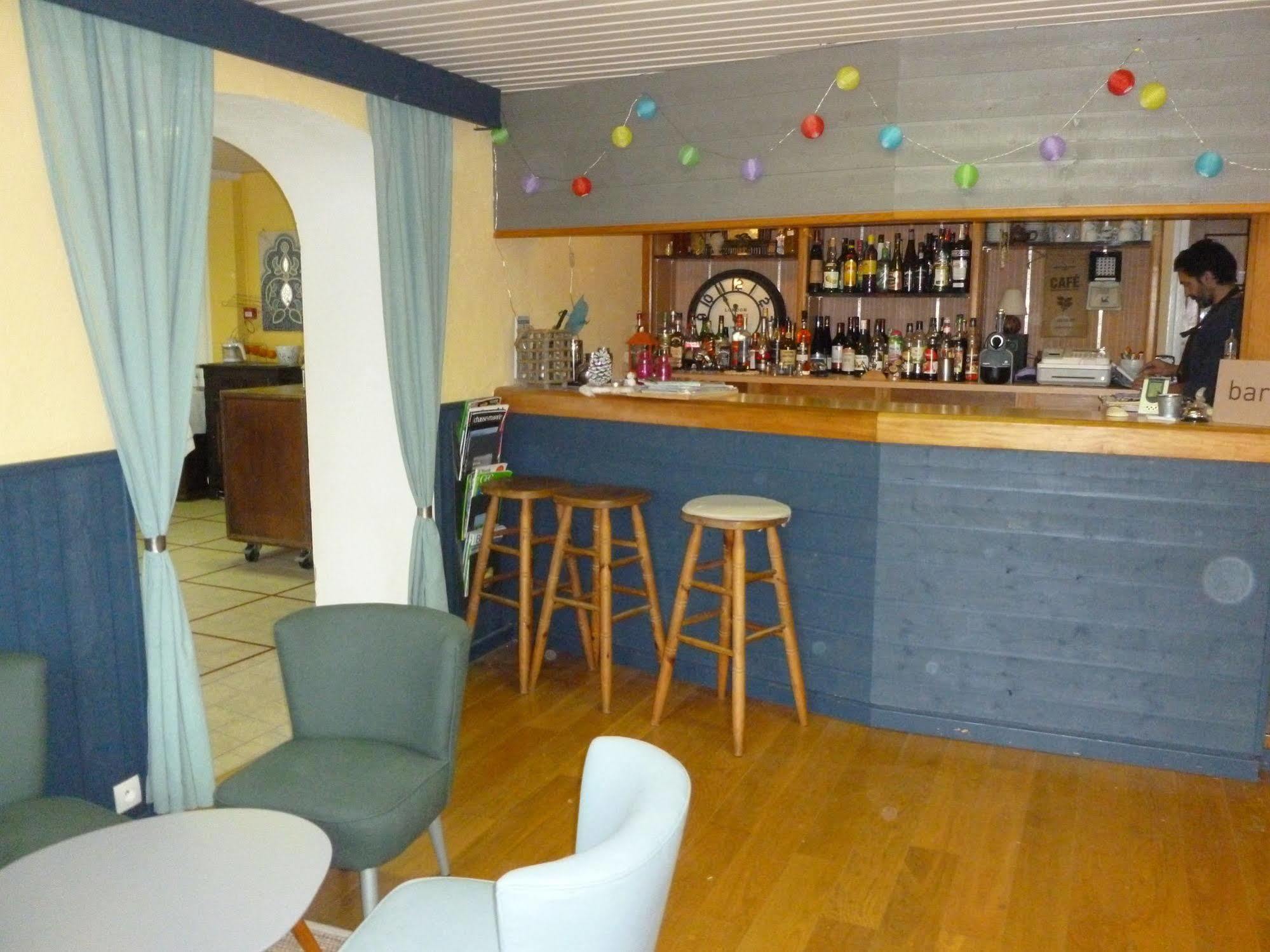 Hotel Hôtel-relais De Trefeuntec 2*